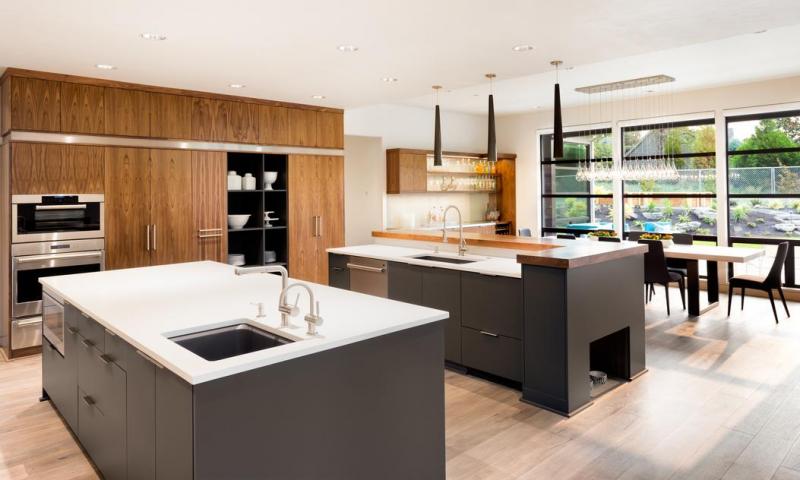 Installation de placard sur-mesure : optimiser votre int&eacute;rieur